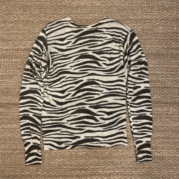 Olivaceous sweater - Picture 3 of 3